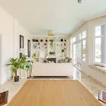 Гостевой дом Escape To Your Private Pool, Sea Views And Bbq 2*