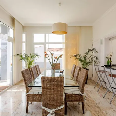 Escape To Your Private Pool, Sea Views And Bbq 게스트하우스