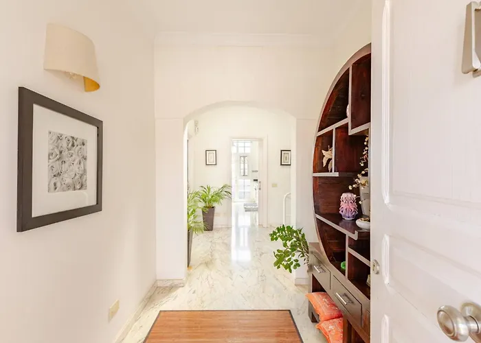 Escape To Your Private Pool, Sea Views And Bbq