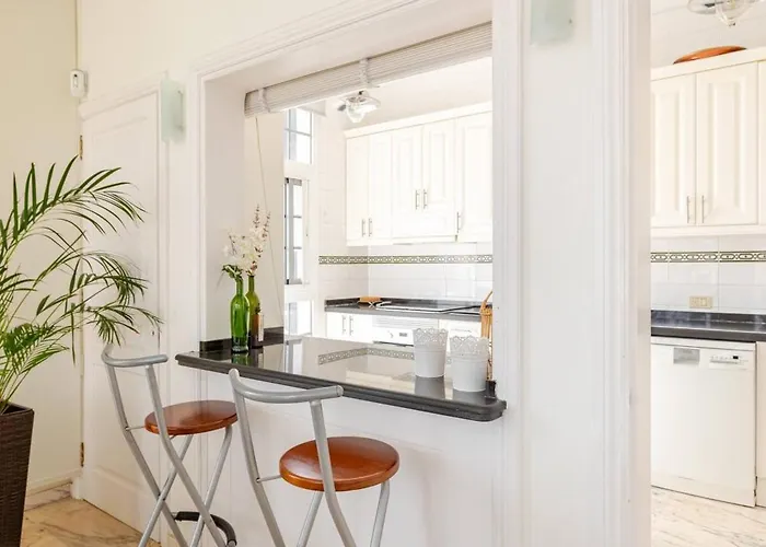 게스트하우스 Escape To Your Private Pool, Sea Views And Bbq